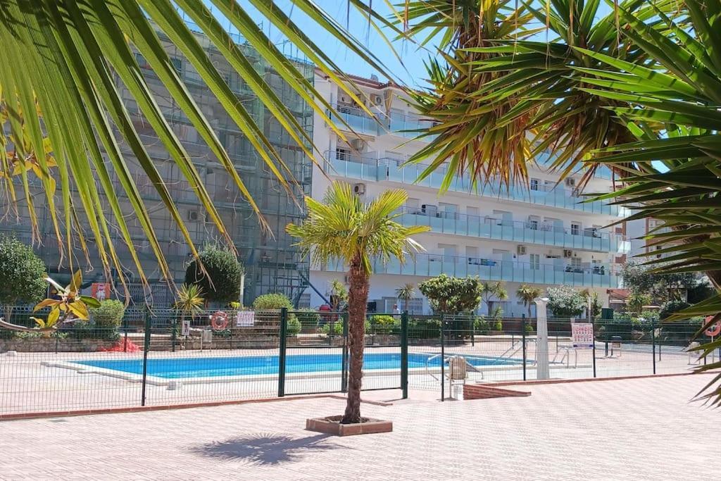 Alegre Apto Con Piscina, A 300M De La Playa. Blanes Exterior photo
